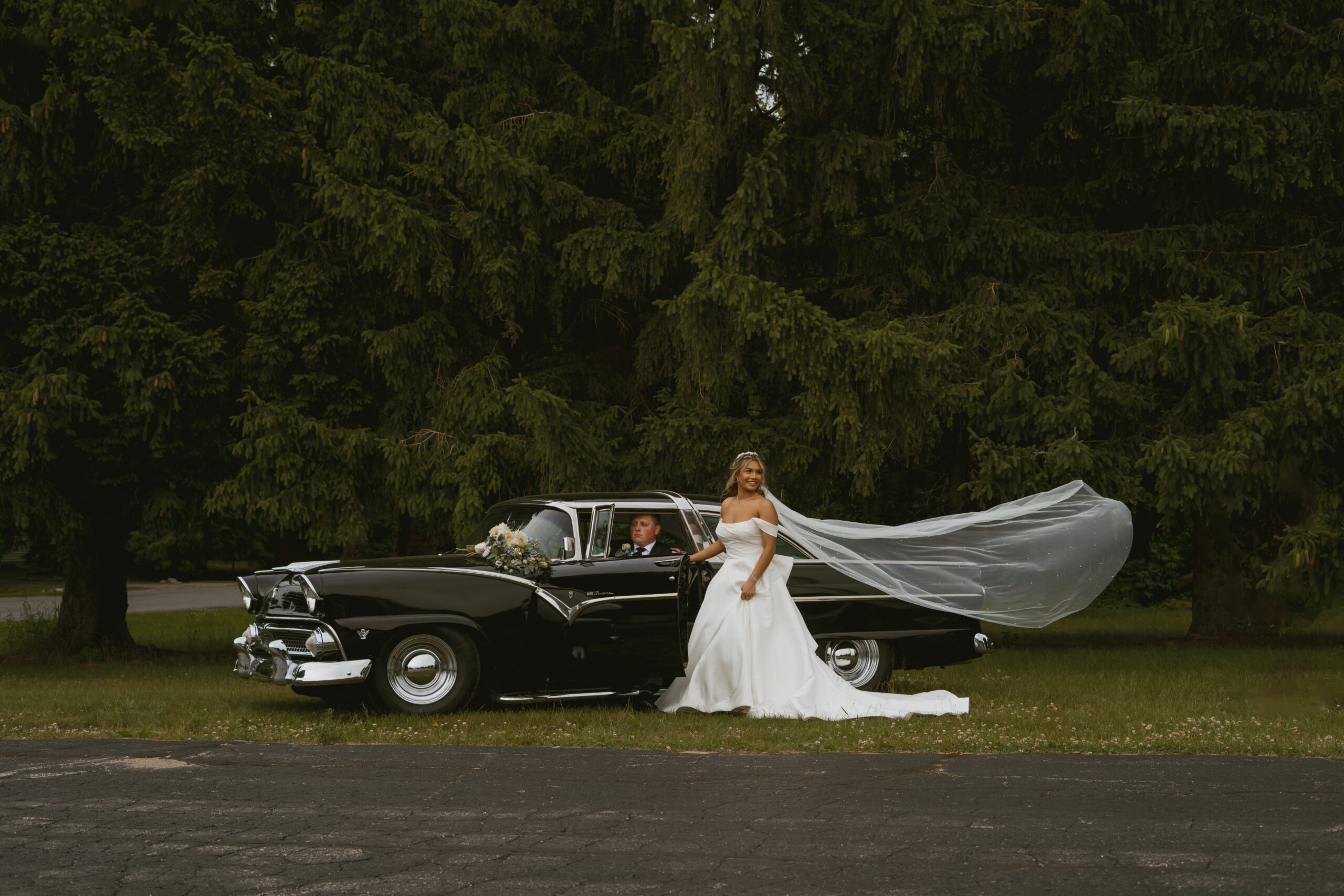 Central Michigan Vintage Car Elopement
