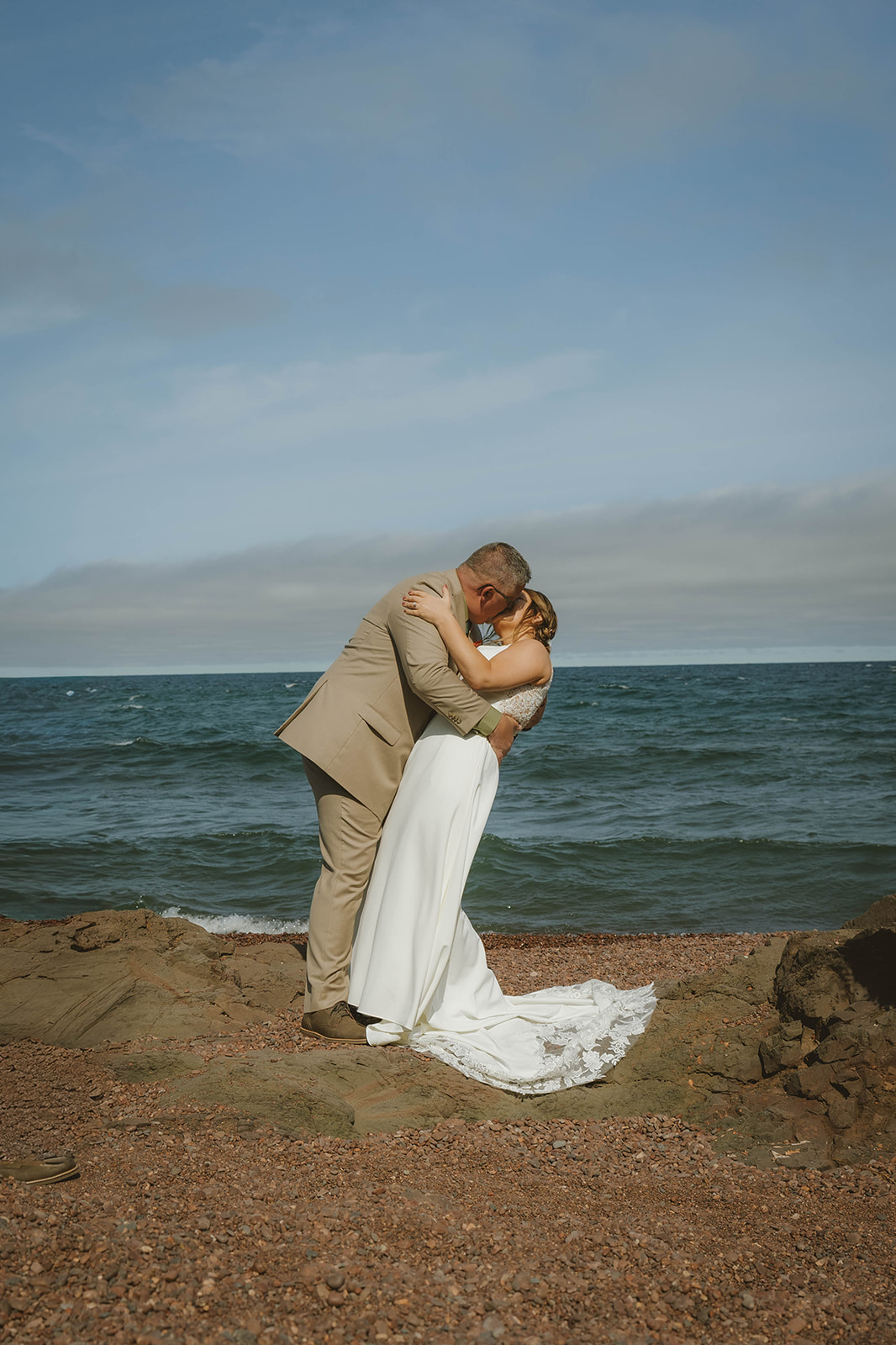 documentary photos from the stunning Copper Harbor beach ceremony