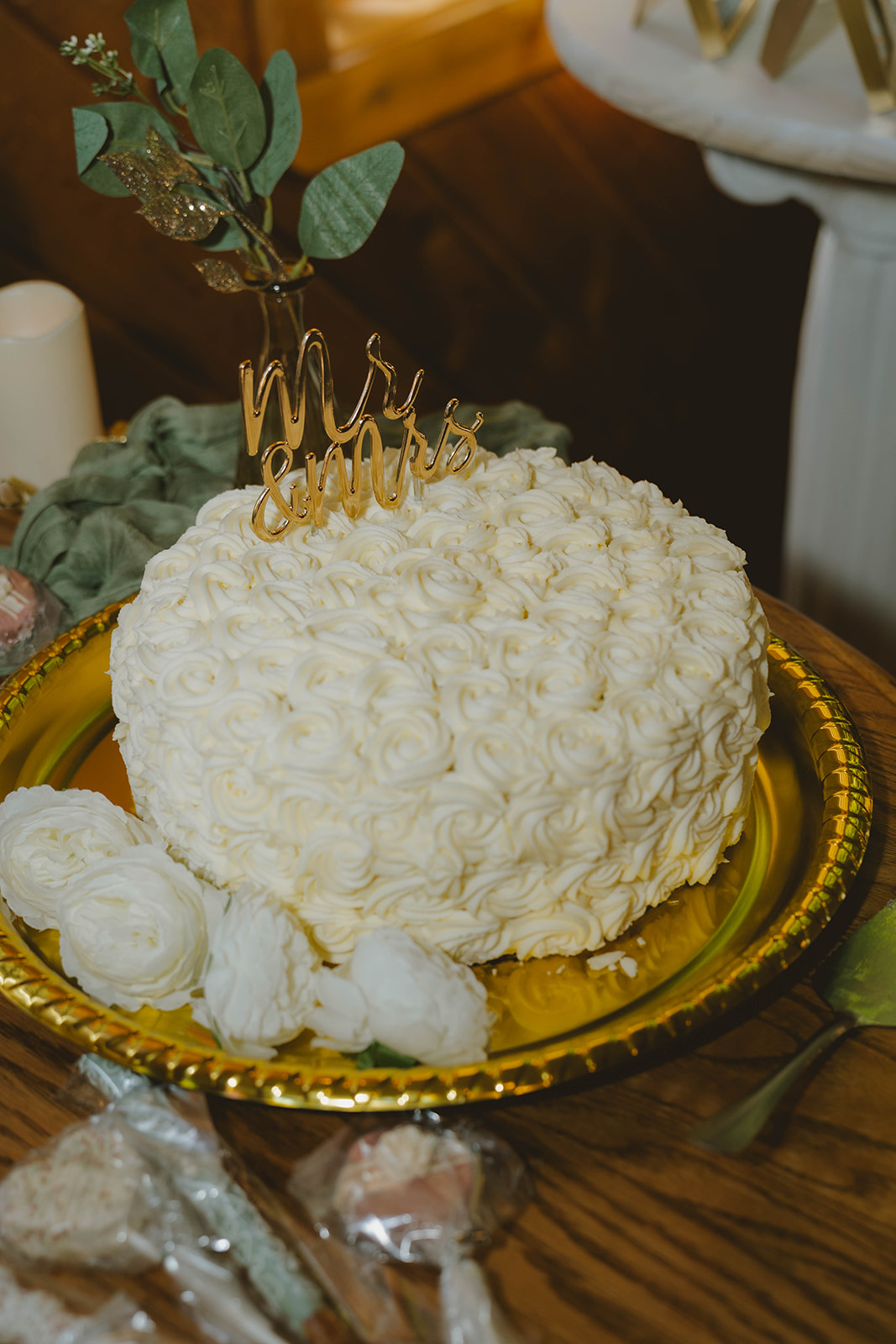 beautiful wedding details from a Copper Harbor wedding day